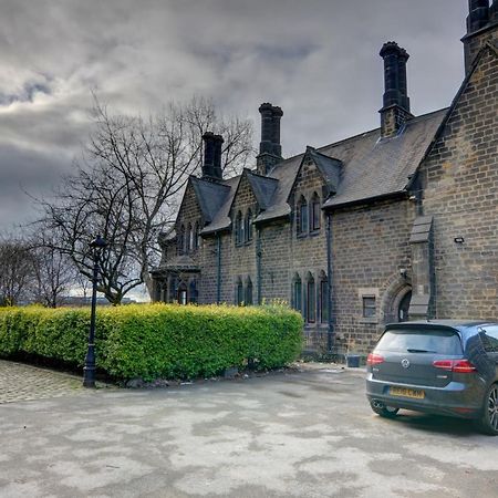 Villa The Old Vicarage - Secure Parking, Fast Wifi, Garden Leeds  Exterior foto